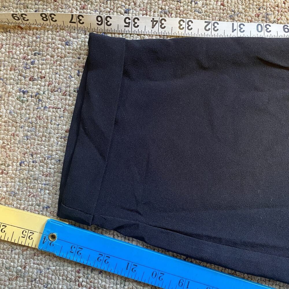 NEW Torrid Studio Pants Women 1/1X Black TieFront Tapered Leg Pocket Travel Work - Picture 5 of 7